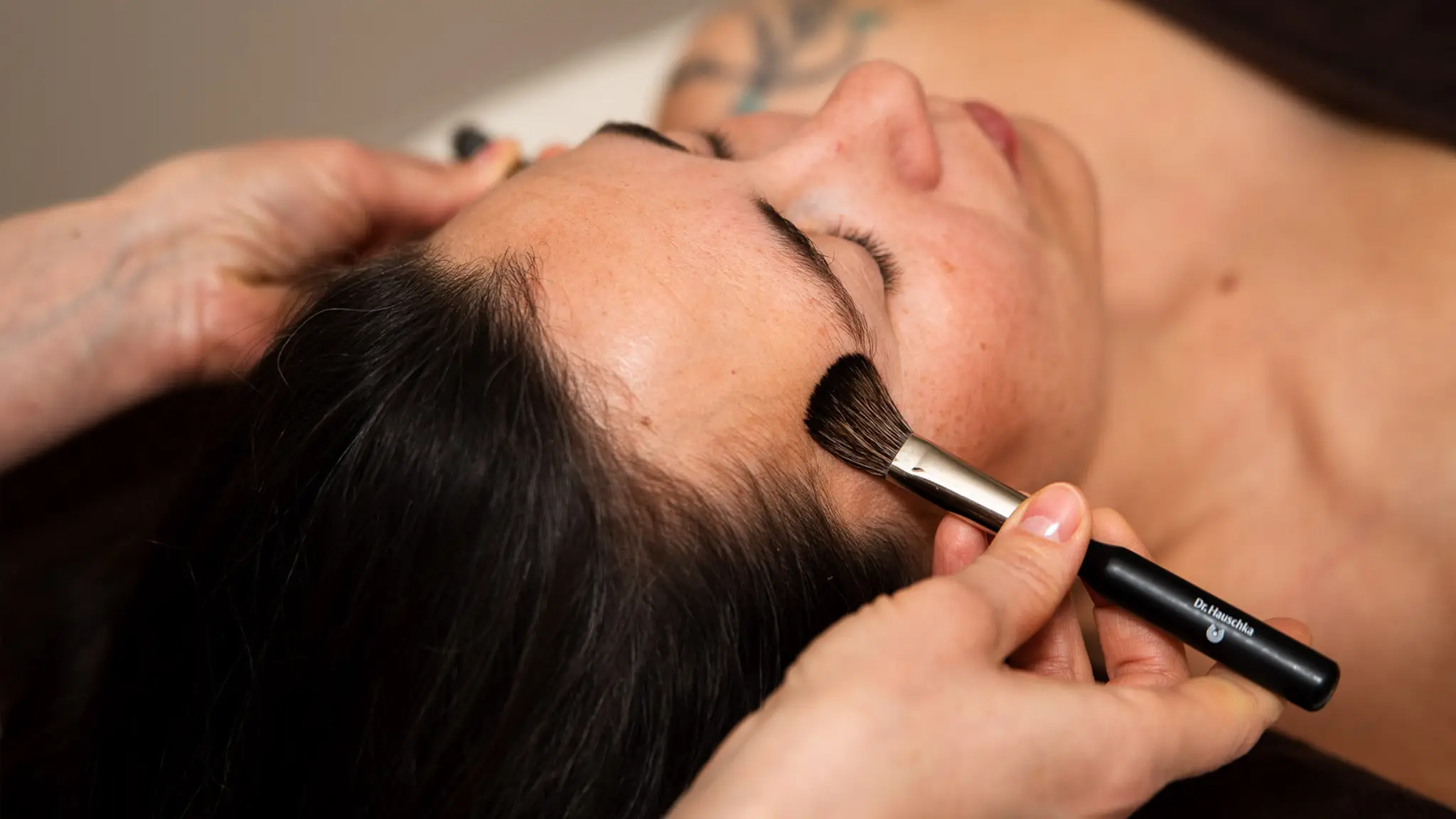 Soins visage Dr. Hauschka à Chambéry